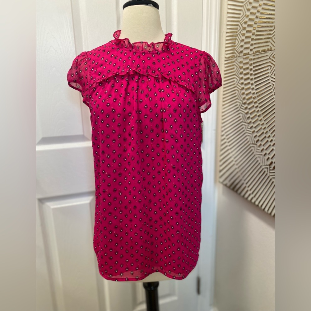 Carolina Belle Pink shirt sleeve blouse, Size Medium